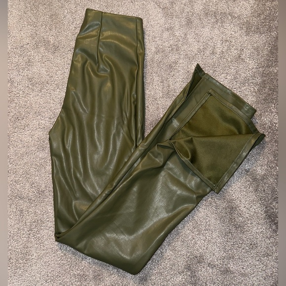 H&M Pants - Picture 2 of 2